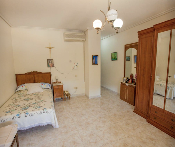 Residencia hogar Santa Genoveva